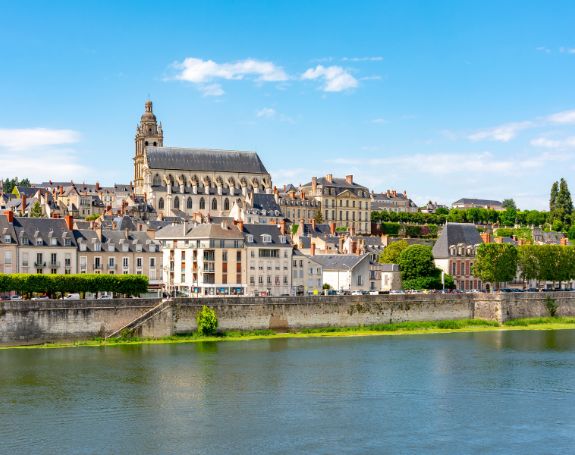 découvrez en plus sur blois